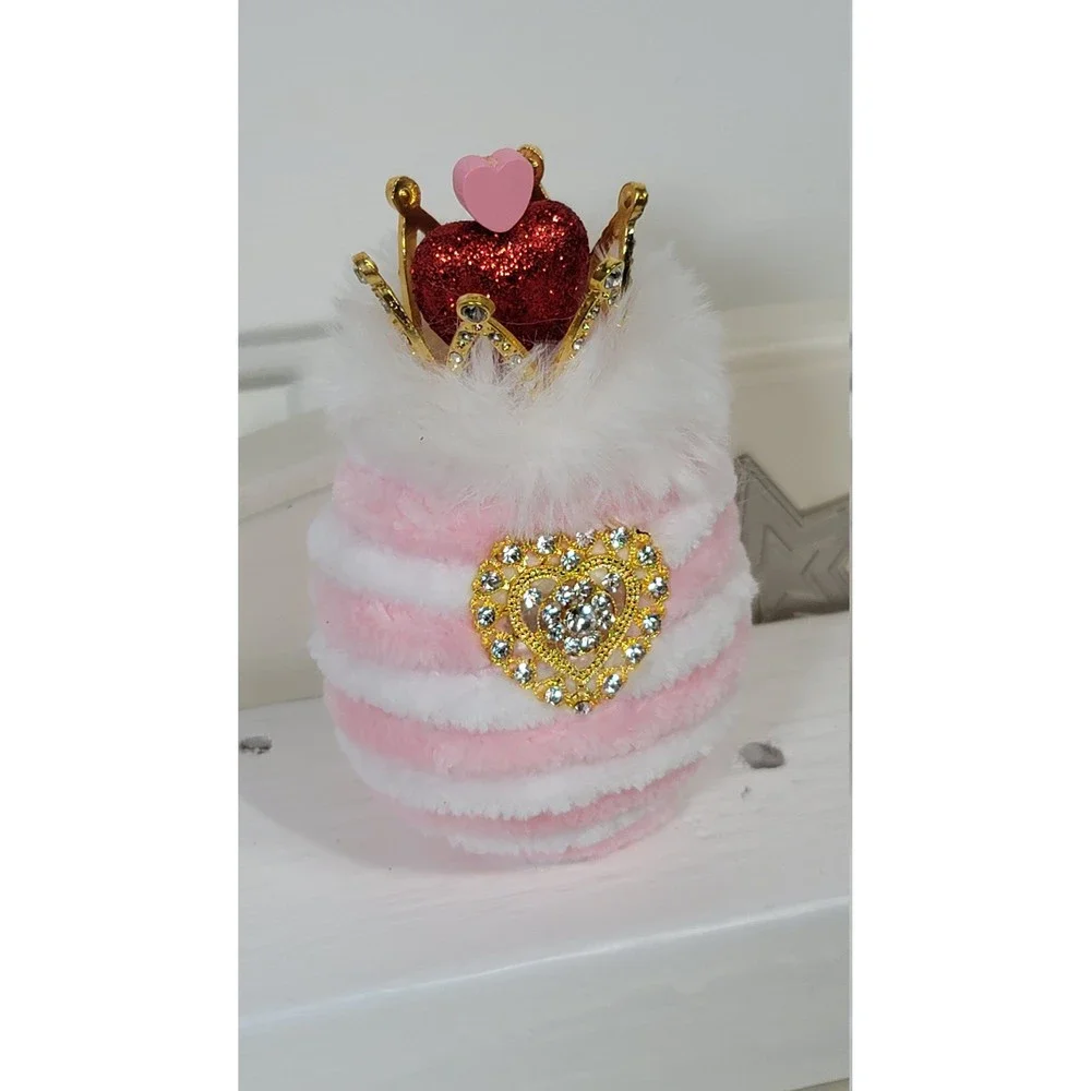 Decorative Velvety Yarn Easter‎ Egg with Crown, Velvety Yarn Ornament Home Décor